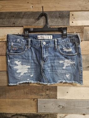 Hollister Y2k Distressed  Denim Mini Skirt